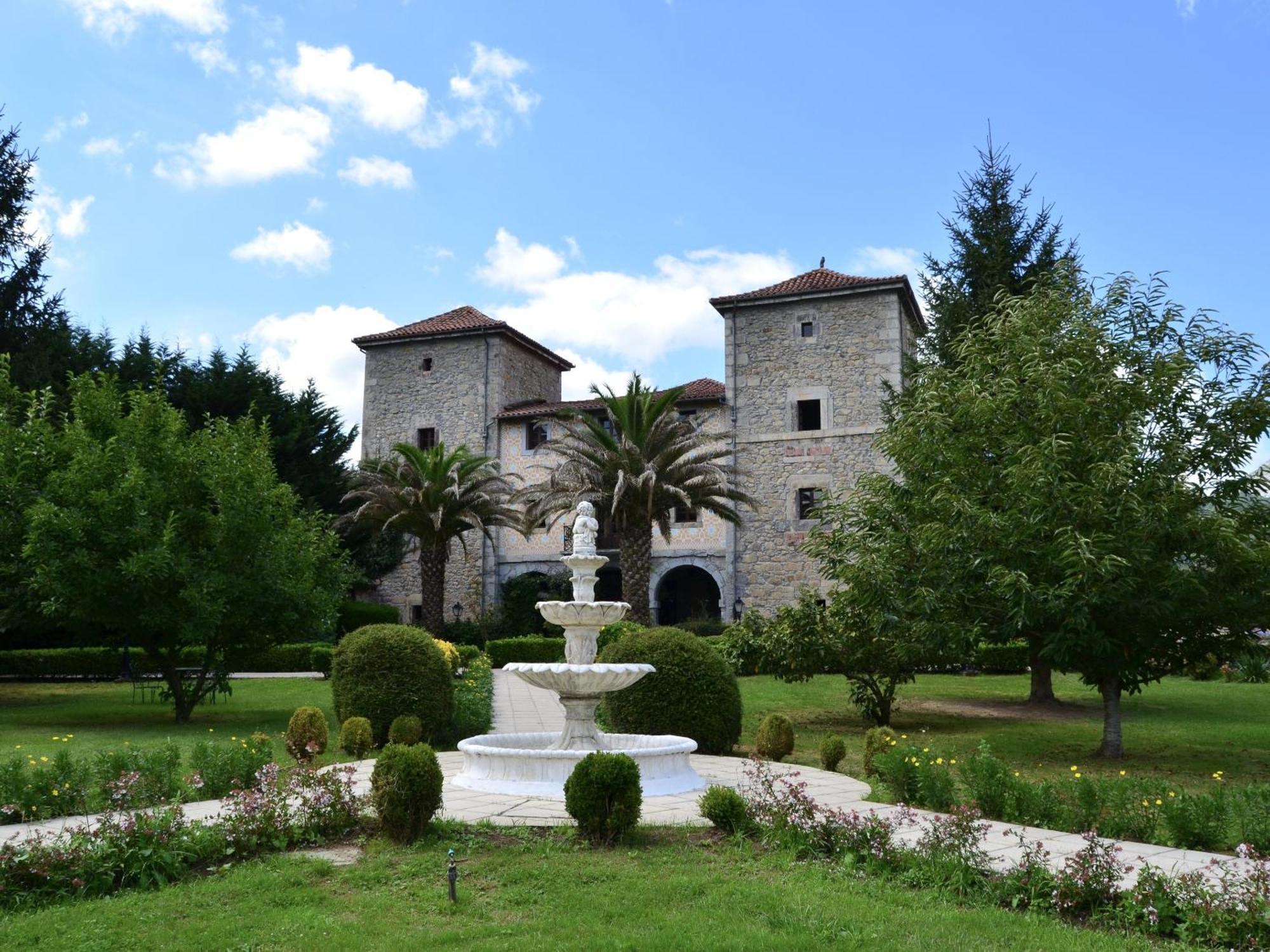 Akla Hotel Palacio Torre De Ruesga Calseca Esterno foto